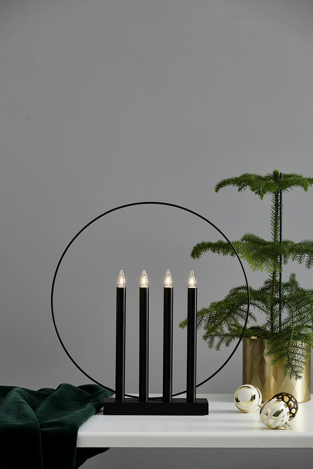 Star Trading Glory Candlestick, Black 4 Star Trading Glory Candlestick, Black - Image 2