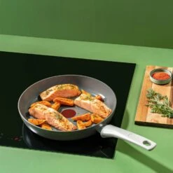 Tefal Renew ON Frying Pan, 3 Pieces -Gubi Furni Sales tefal renew on 1