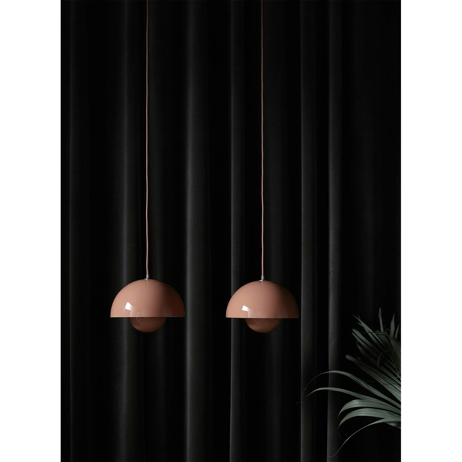 &Tradition Flowerpot VP2 Pendant, White 5 &Tradition Flowerpot VP2 Pendant, White - Image 3