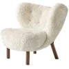 &Tradition Little Petra Lounge Chair Vb1, Oiled Walnut / Sheepskin Moonlight