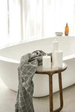 LED Pillar Candle Nordic White, 10,1x20,3 Cm 8 LED Pillar Candle Nordic White, 10,1x20,3 Cm -Gubi Furni Sales uyuni led pillar candle nordic white 8