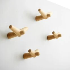 Woud Tail Wing Hook M, Oak 8 Woud Tail Wing Hook M, Oak -Gubi Furni Sales woud tail wing hook m oak 2