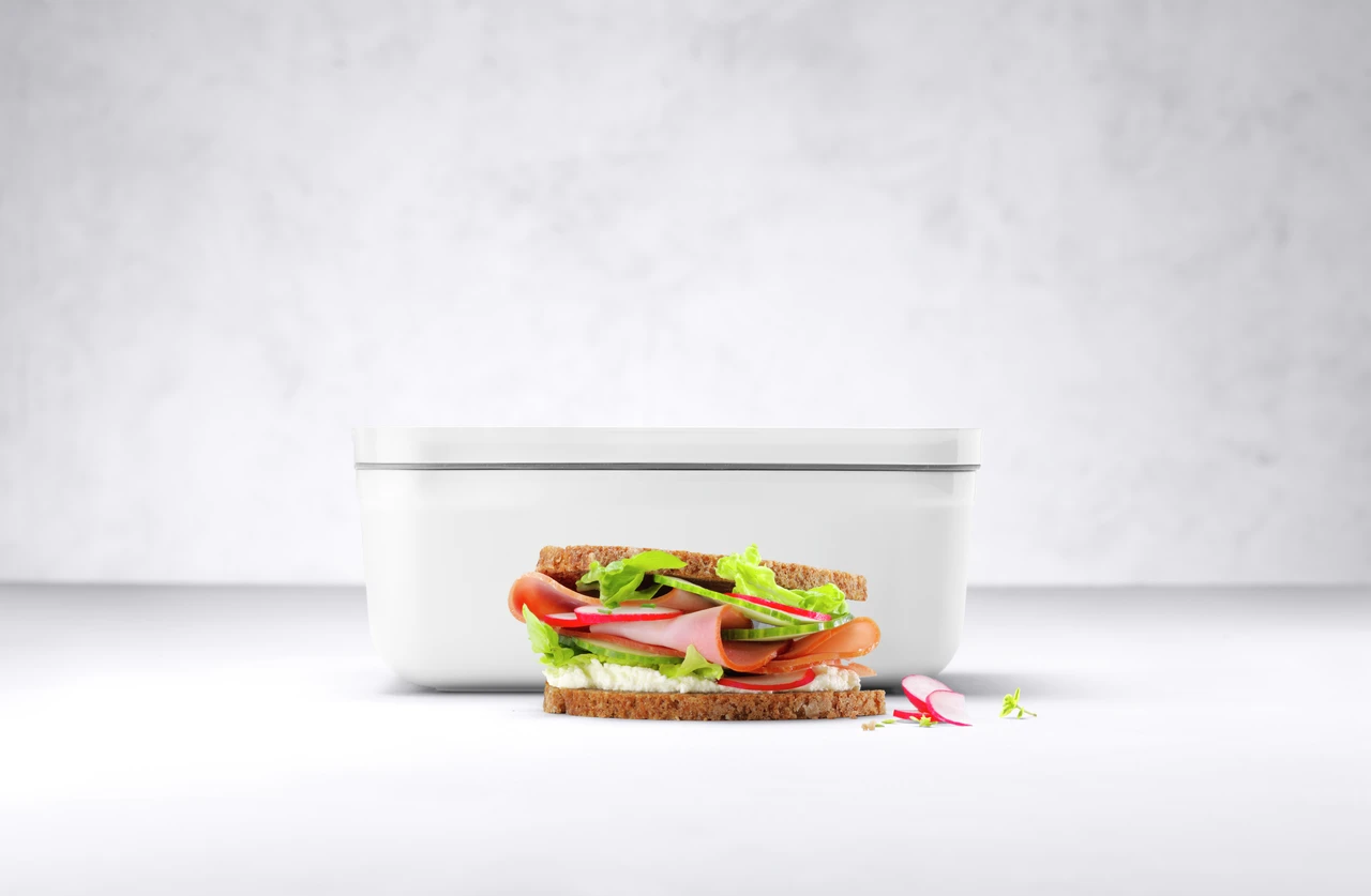 Zwilling Fresh & Save Lunch Box Plastic, 15x22 Cm / 1.6 L 7 Zwilling Fresh & Save Lunch Box Plastic, 15x22 Cm / 1.6 L - Image 5